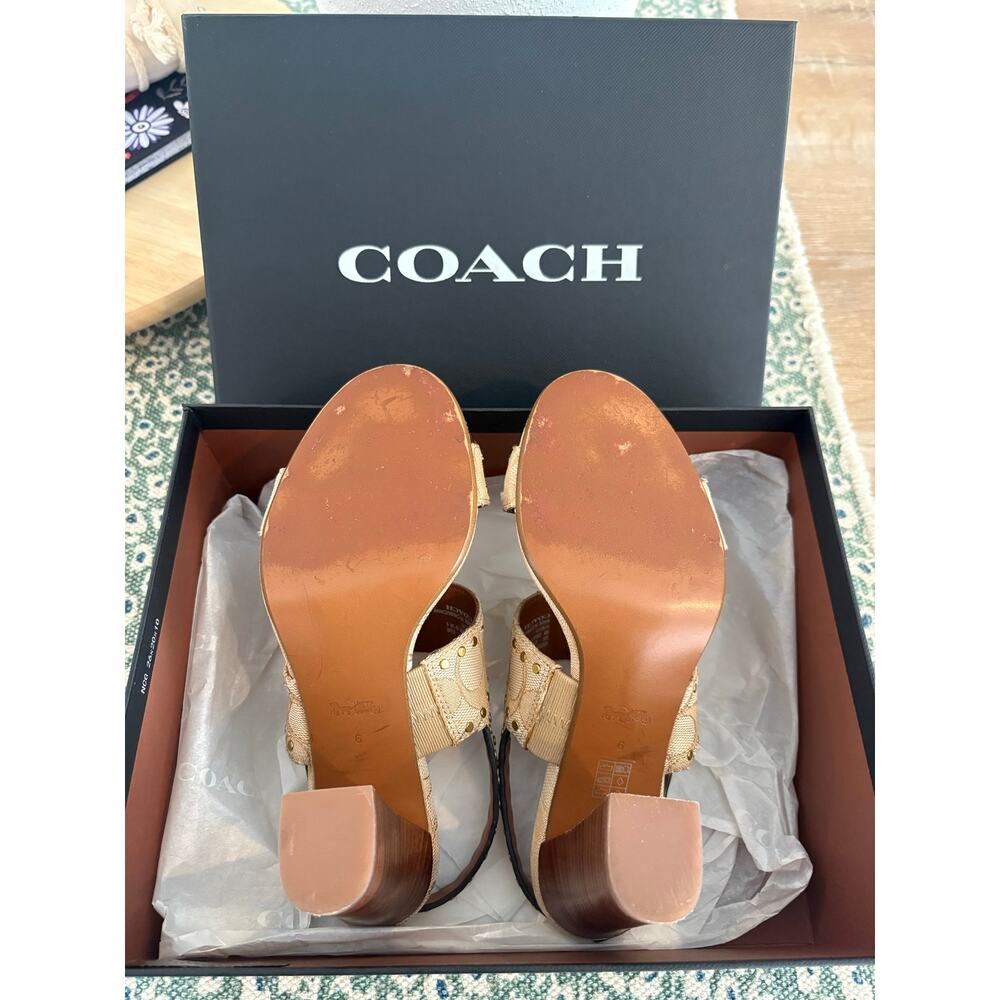 Coach Rylie Heeled Sandals Ivory Signature Jacquard Size 6B NIB - Picture 3 of 4